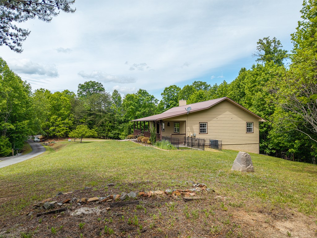 971 White Oak Drive