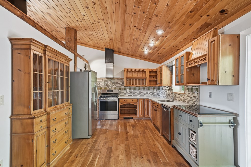 971 White Oak Drive