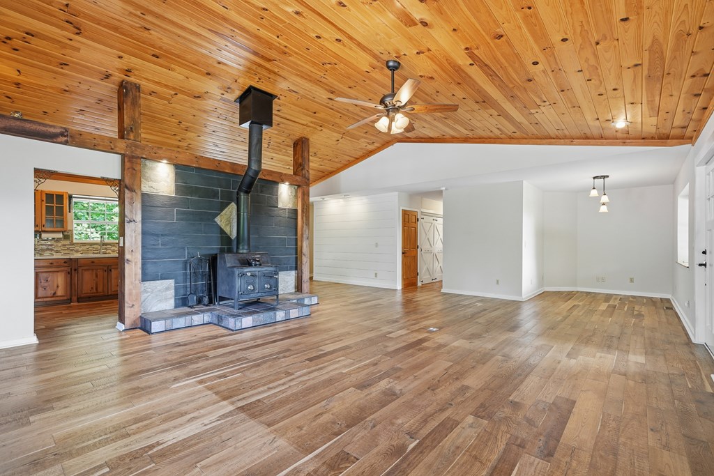 971 White Oak Drive