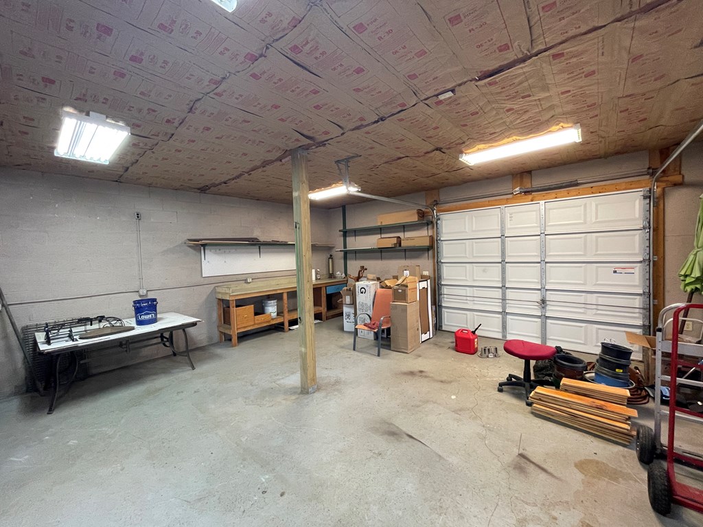 971 White Oak Drive