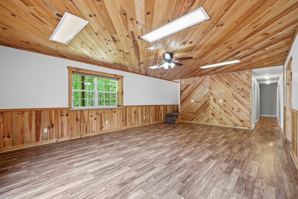 971 White Oak Drive