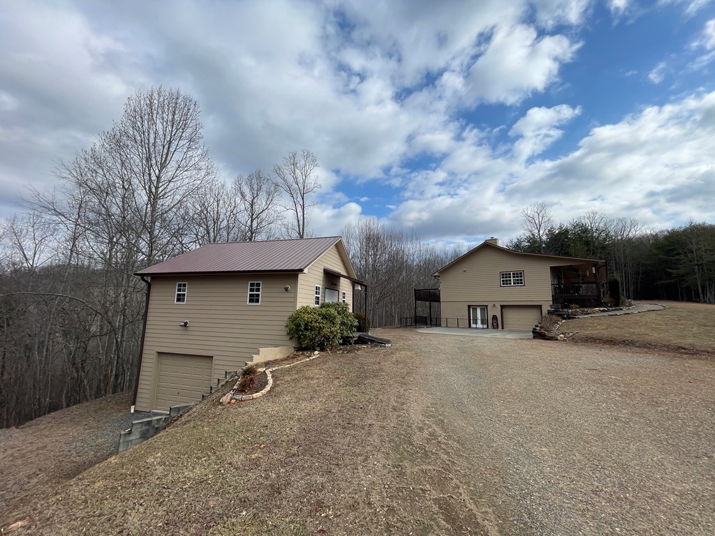 971 White Oak Drive