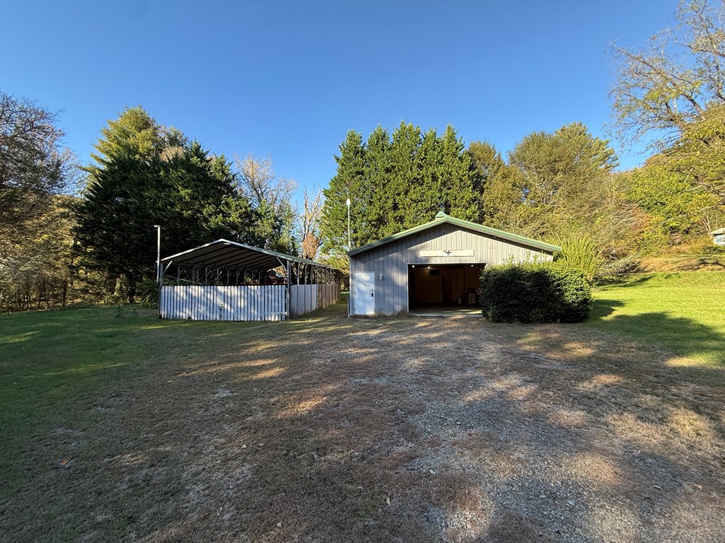 3335 Upper Peachtree Road