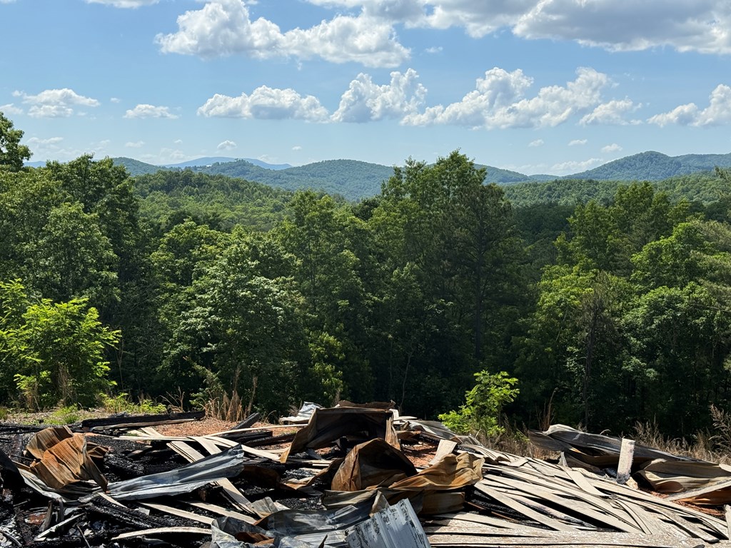 82 Cottage Ridge