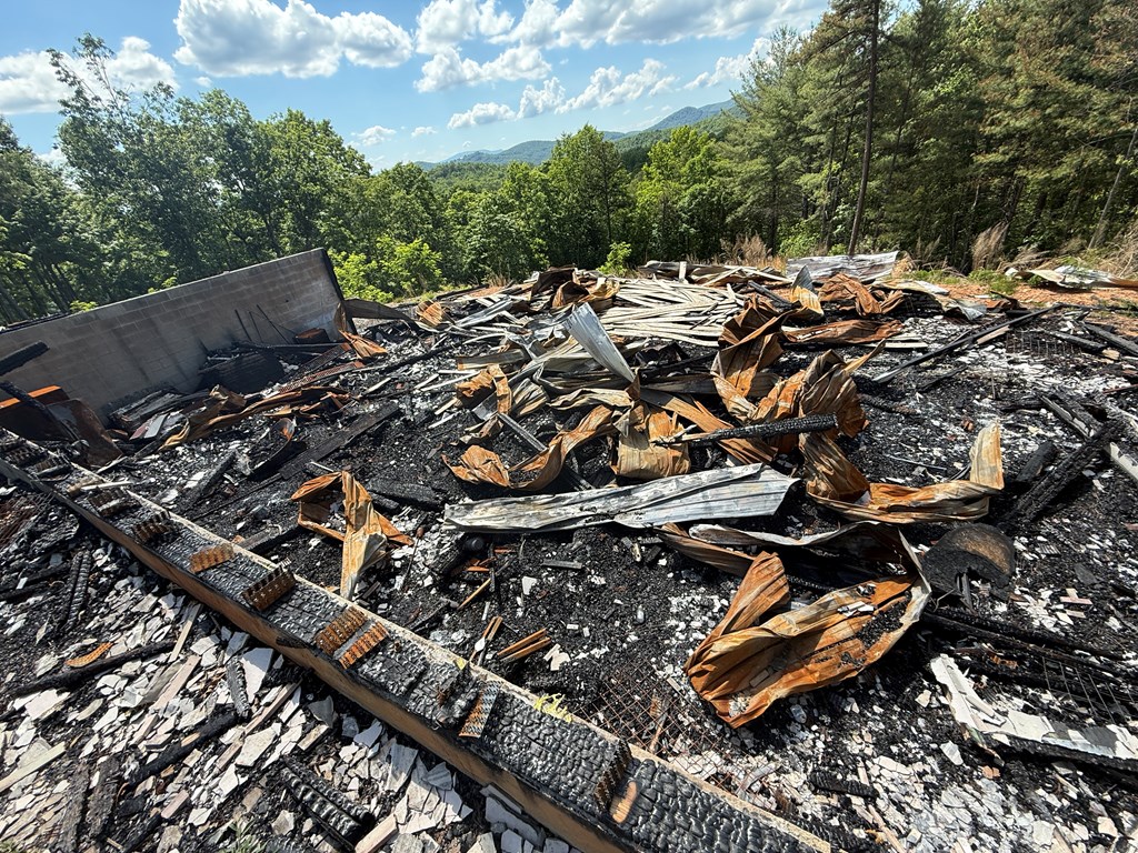82 Cottage Ridge