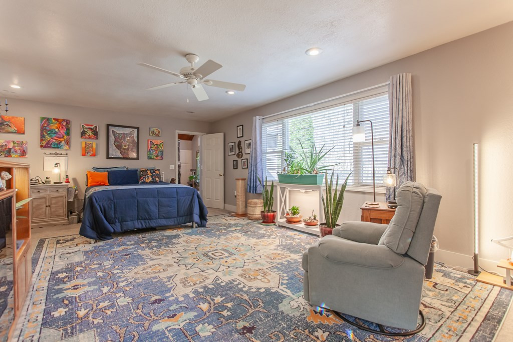 420 Dinkins Creek