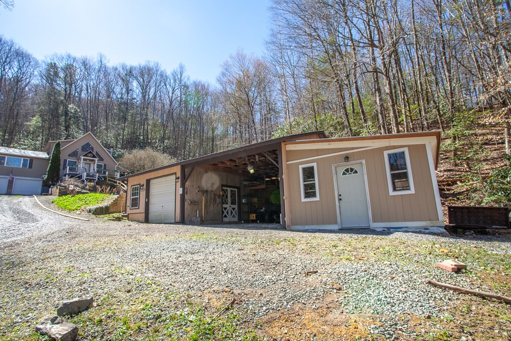 420 Dinkins Creek