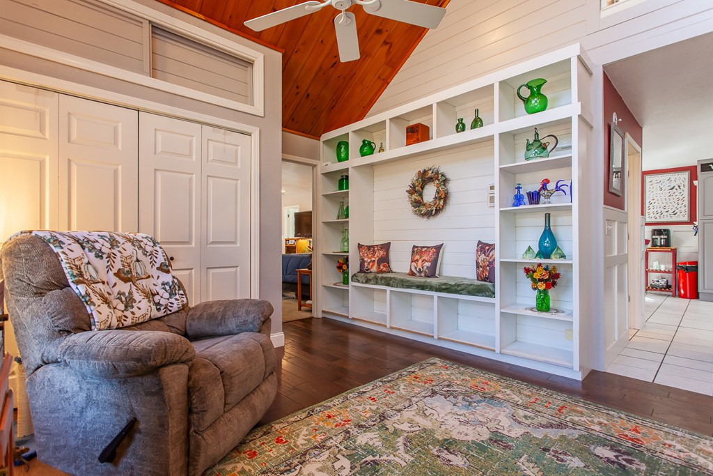 420 Dinkins Creek