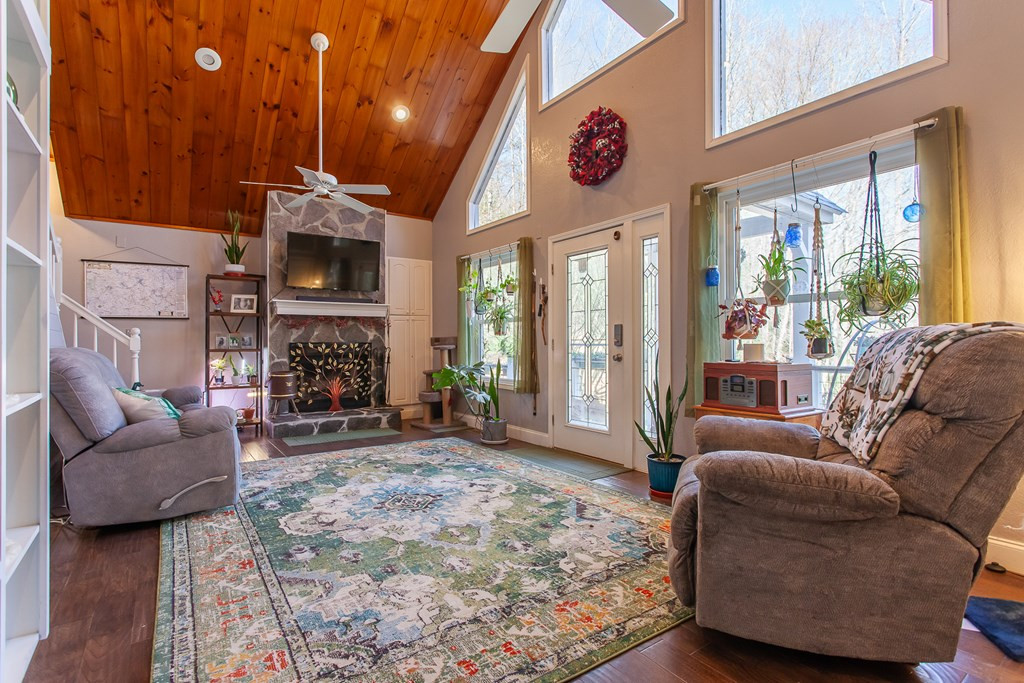 420 Dinkins Creek