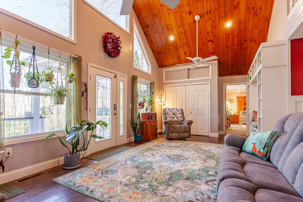 420 Dinkins Creek