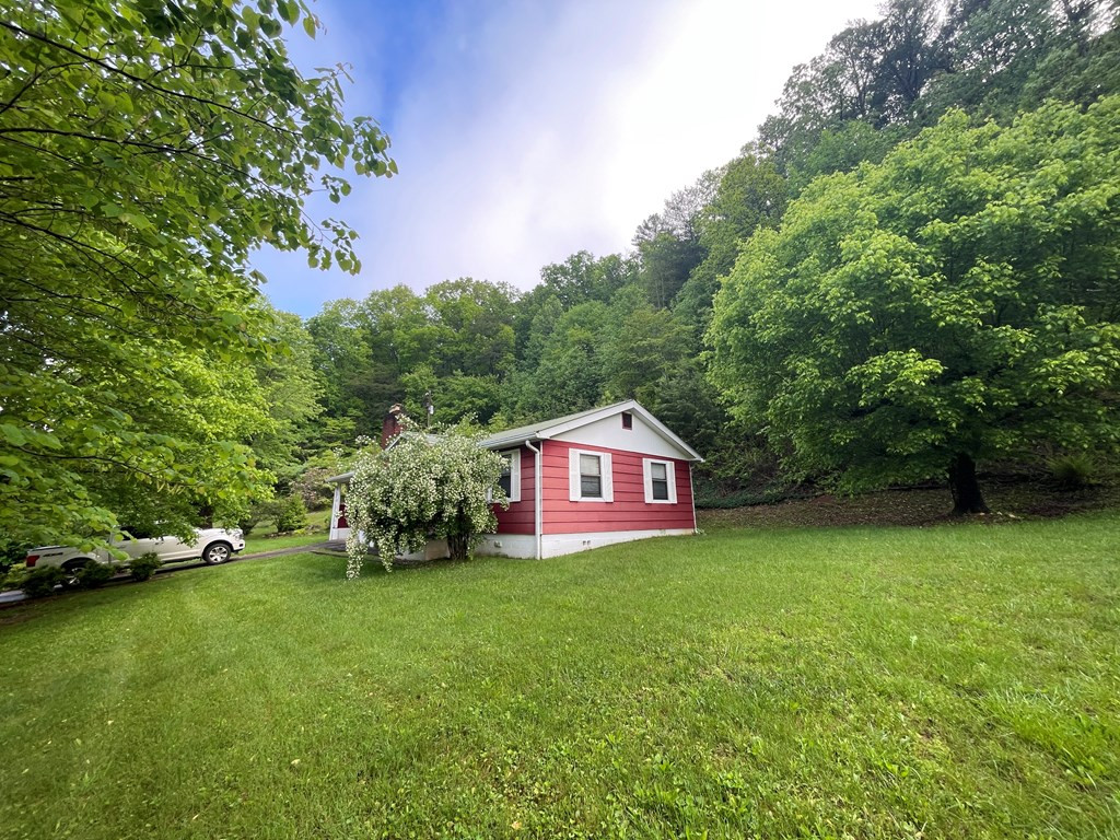 8236 NC Highway 294