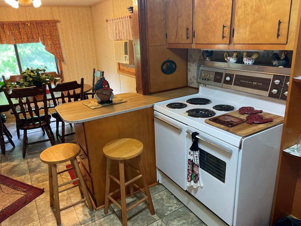 8236 NC Highway 294