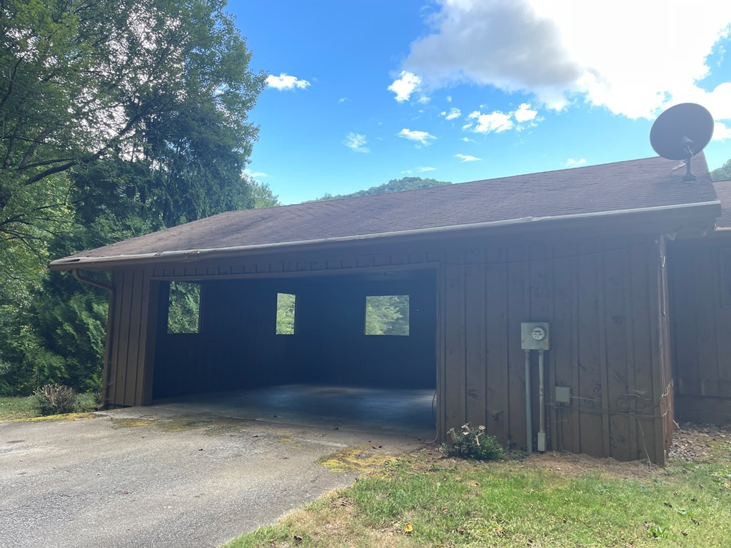 5125 Boiling Springs Road