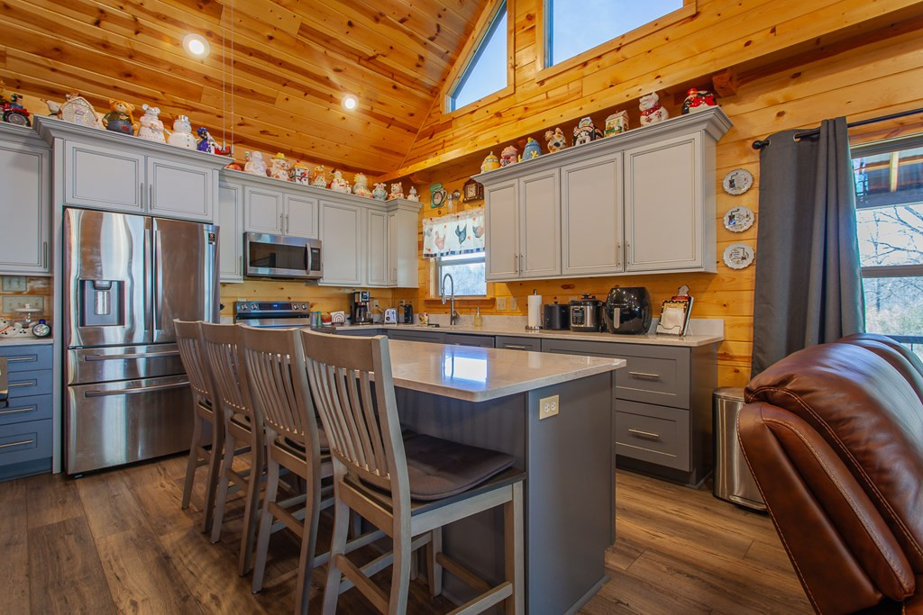 1095 Harshaw Farm Drive