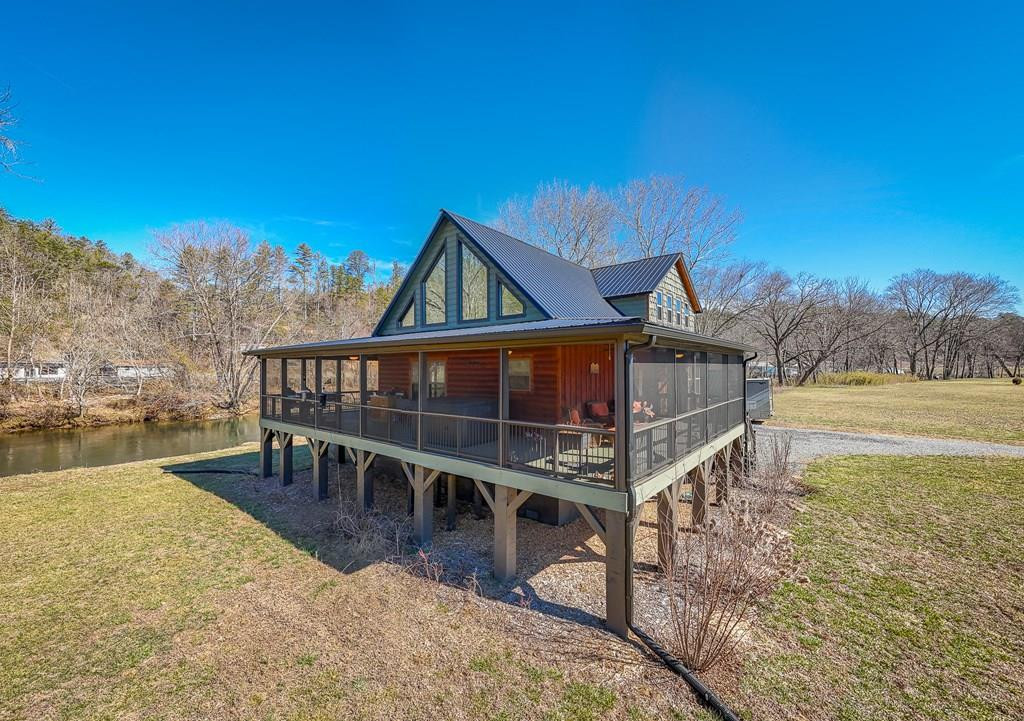 1095 Harshaw Farm Drive
