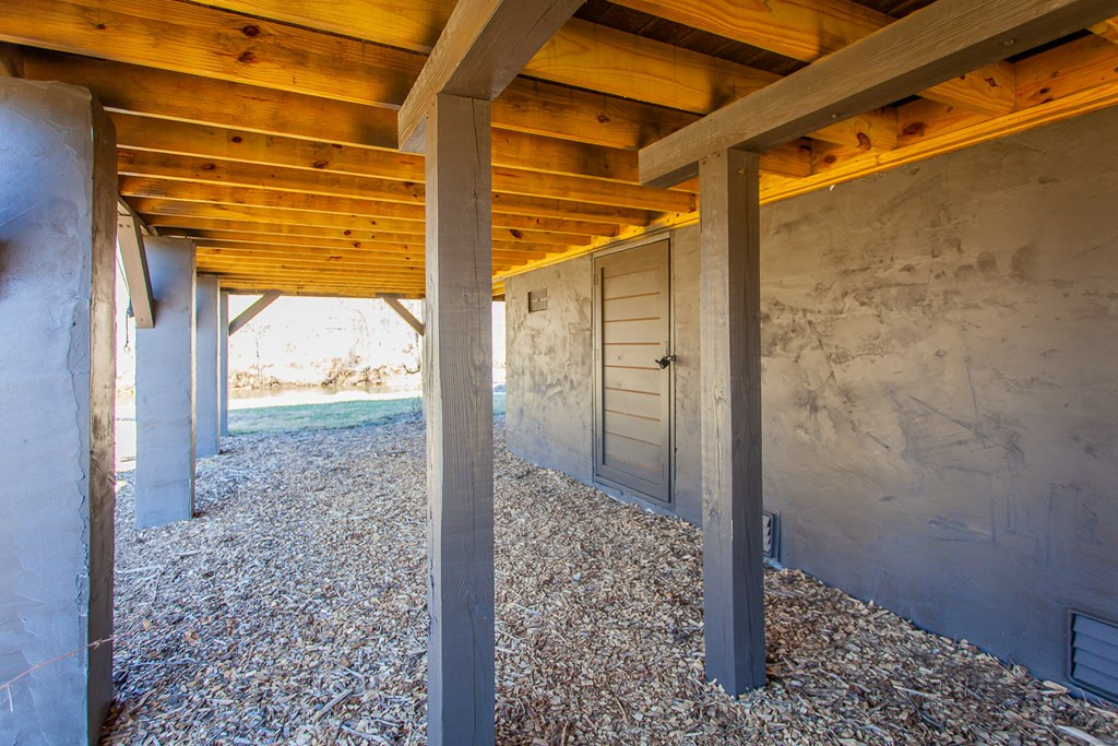 1095 Harshaw Farm Drive