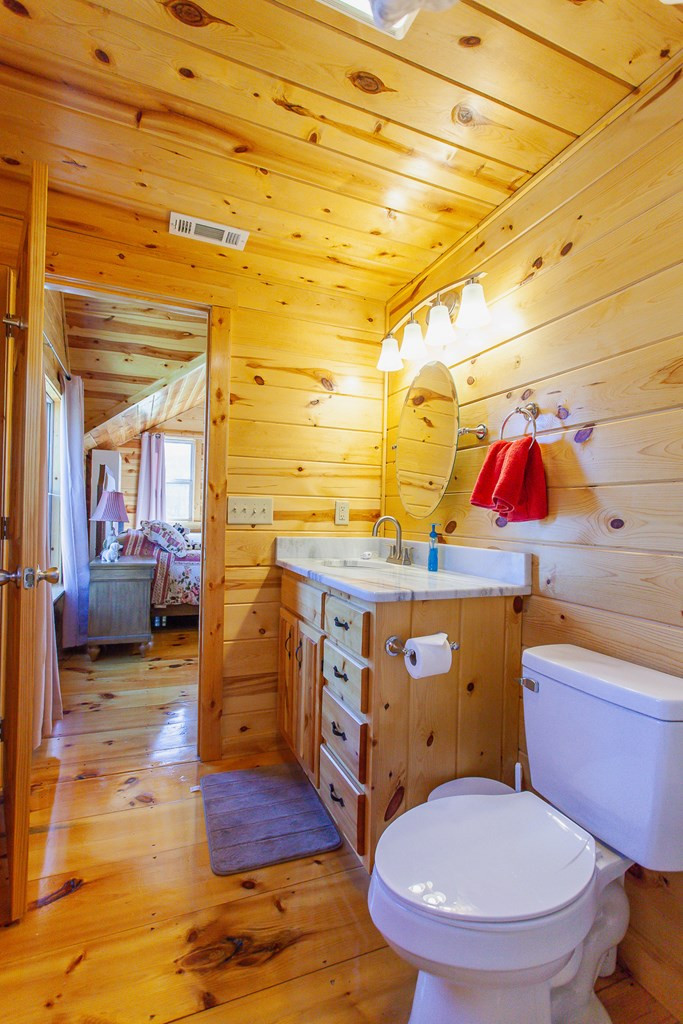 1095 Harshaw Farm Drive