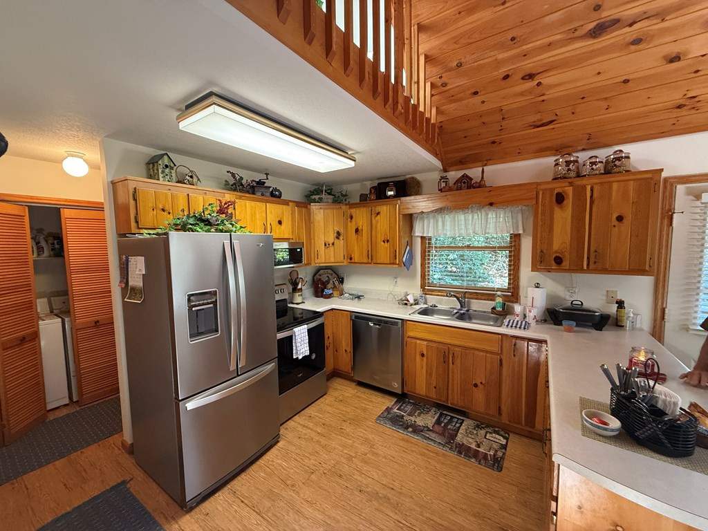 611 Country Springs Lane