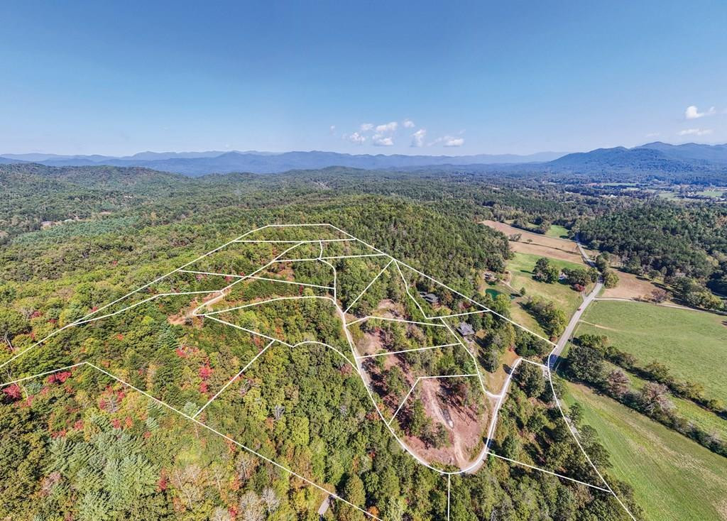 000 Mistletoe Ridge