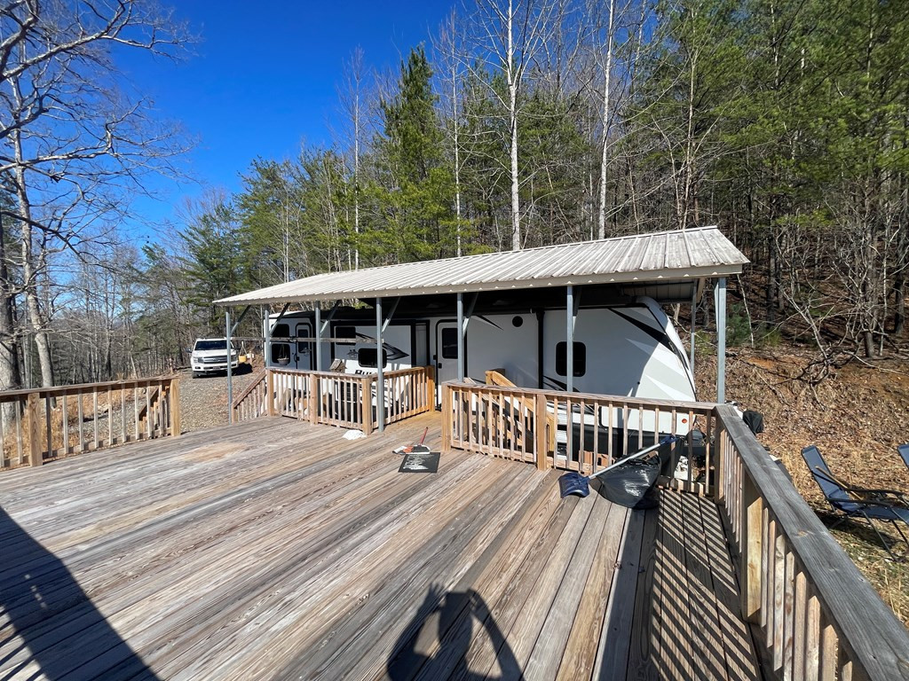 14 Farveu Crest Drive