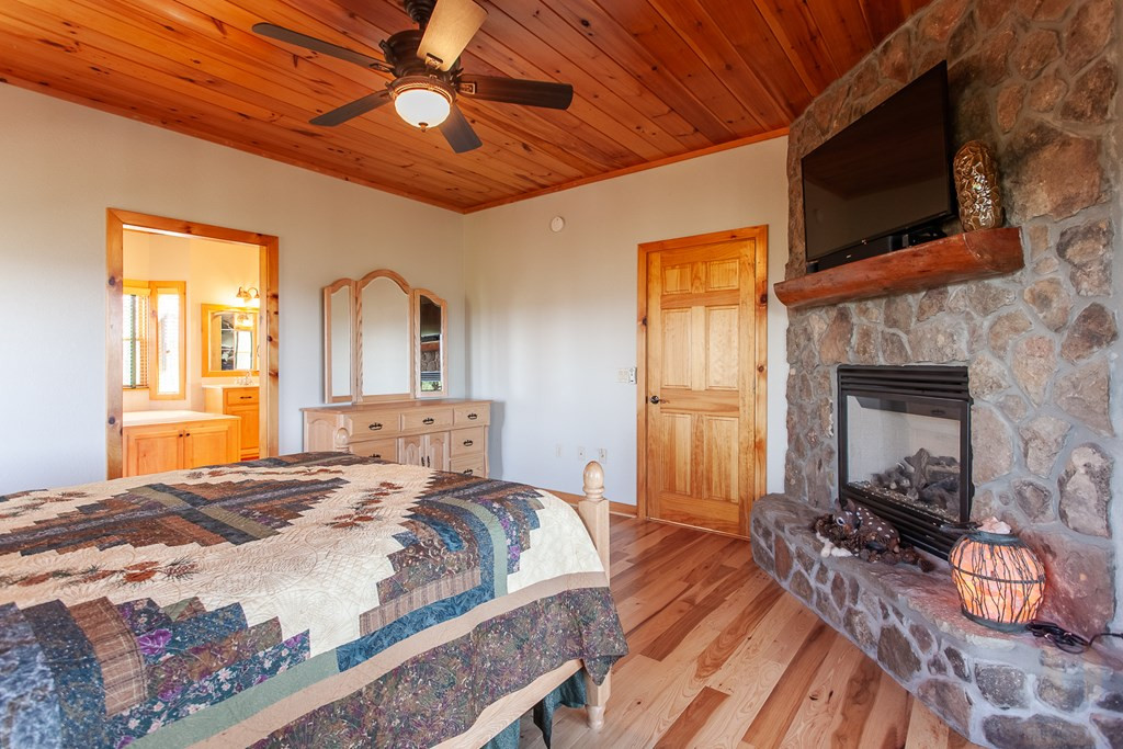 594 Brasstown View Road