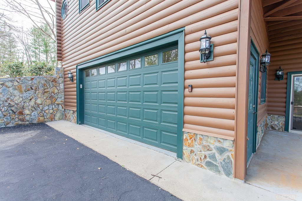 594 Brasstown View Road