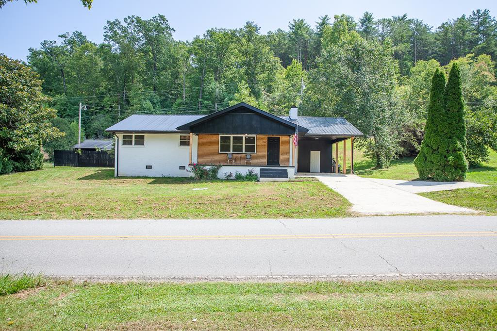 1112 Pleasant