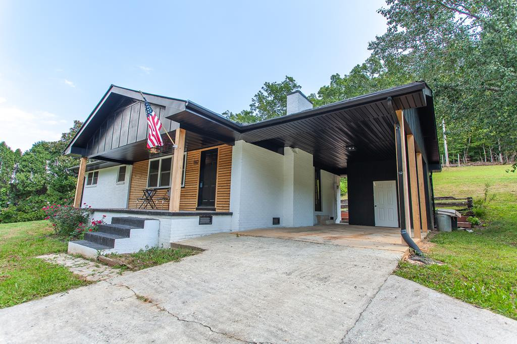 1112 Pleasant