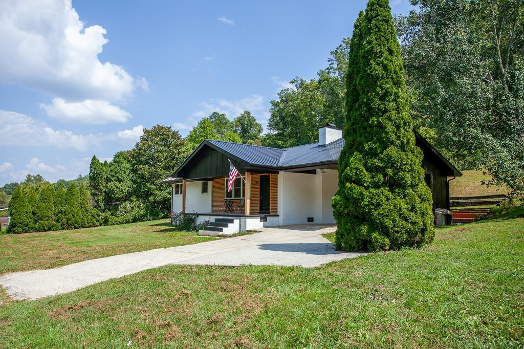 1112 Pleasant