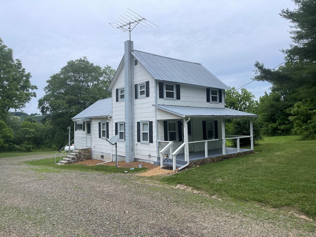 1079 Settawig Road