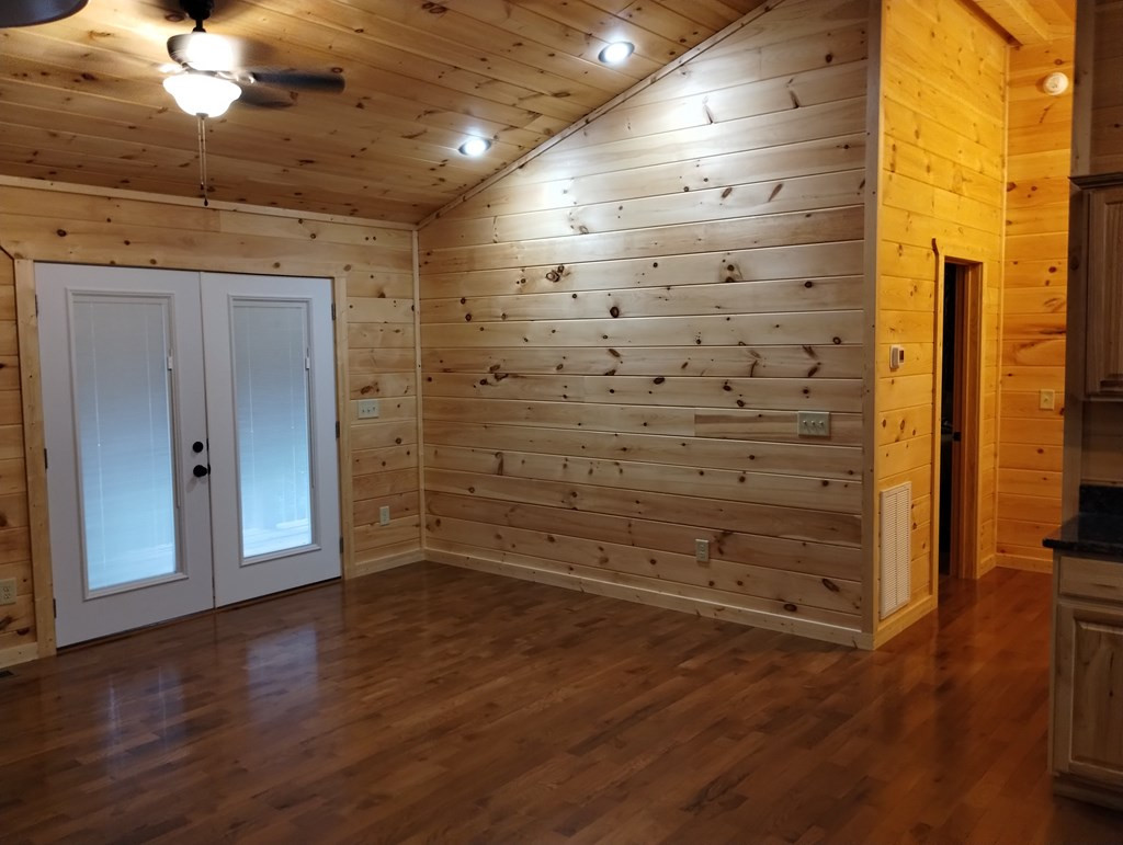 350 Fern Way