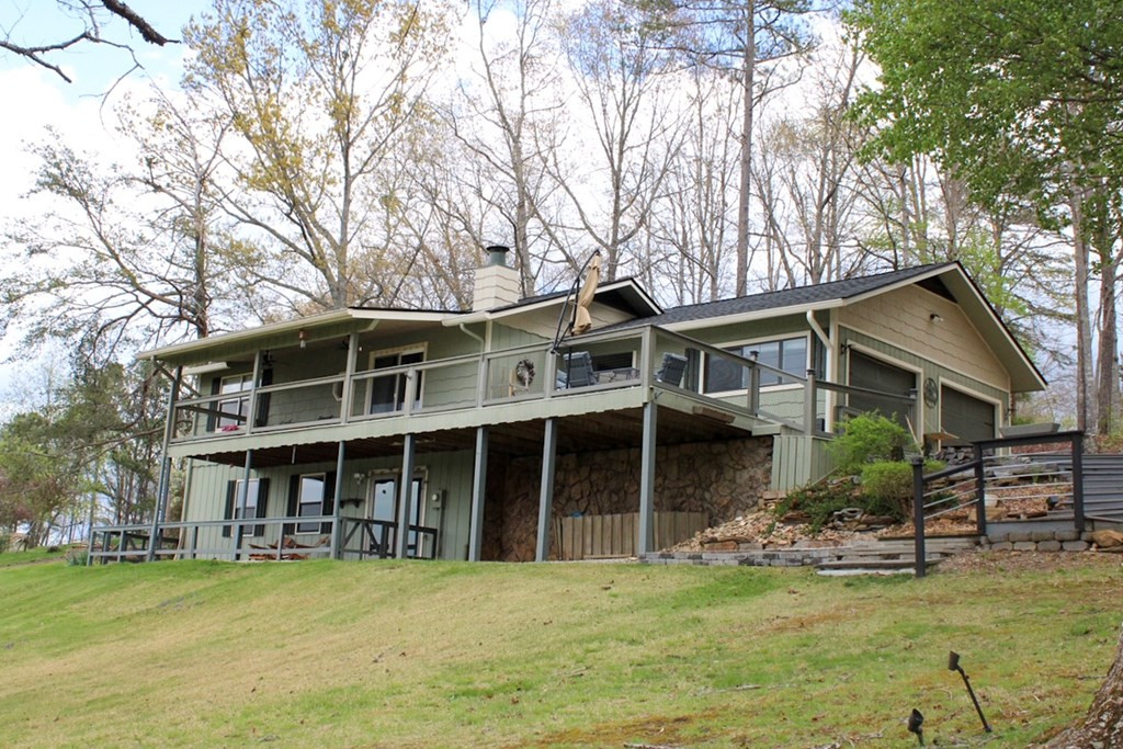 1270 Bourne Drive