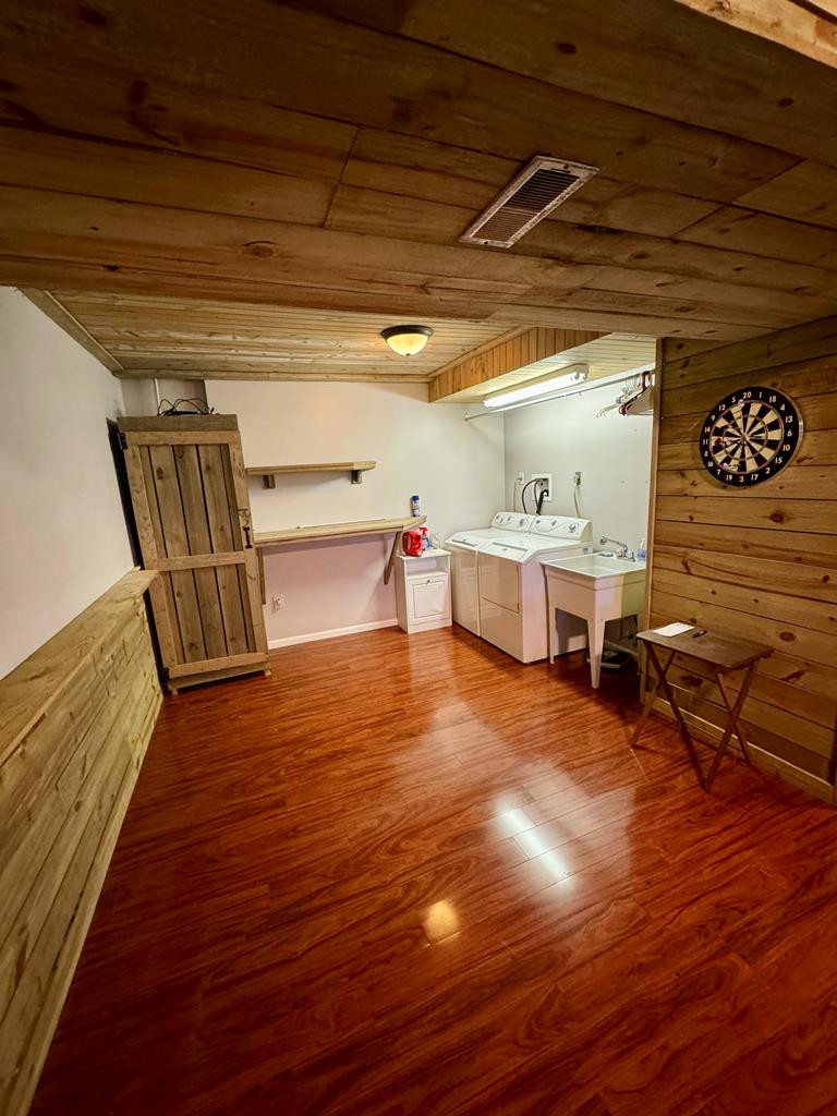 1270 Bourne Drive
