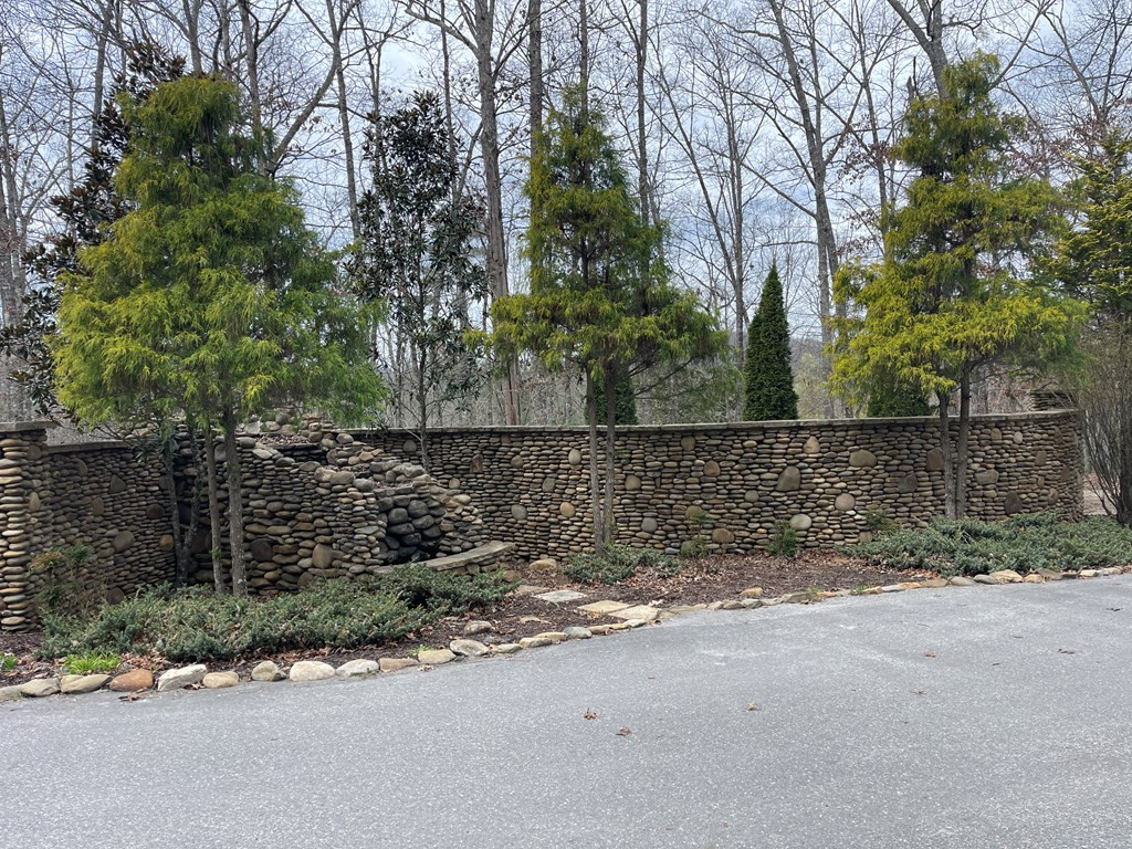 56 & 58 Paw Paw Trail