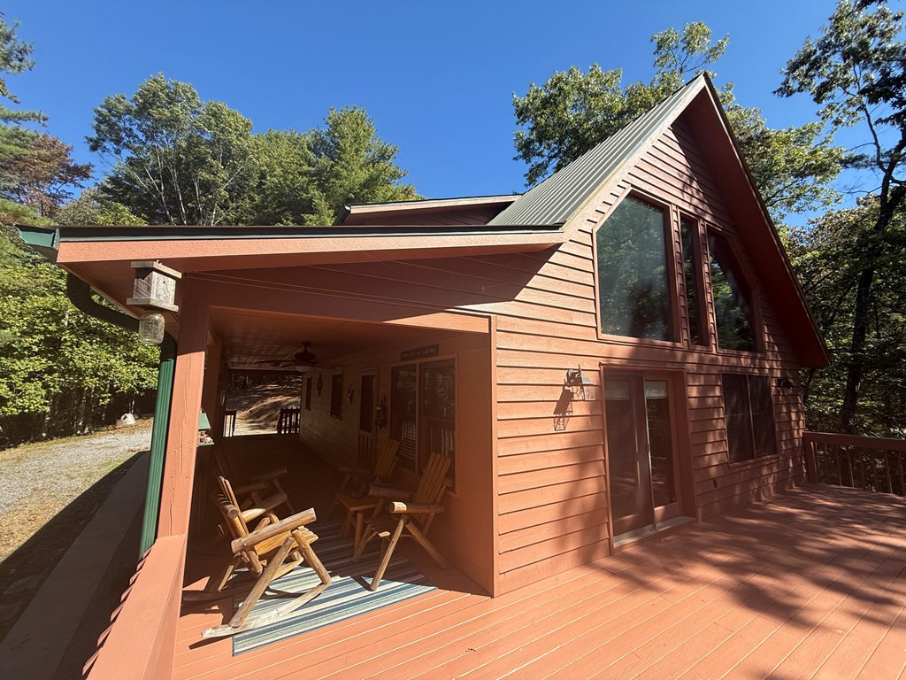 552 Leonard Lane