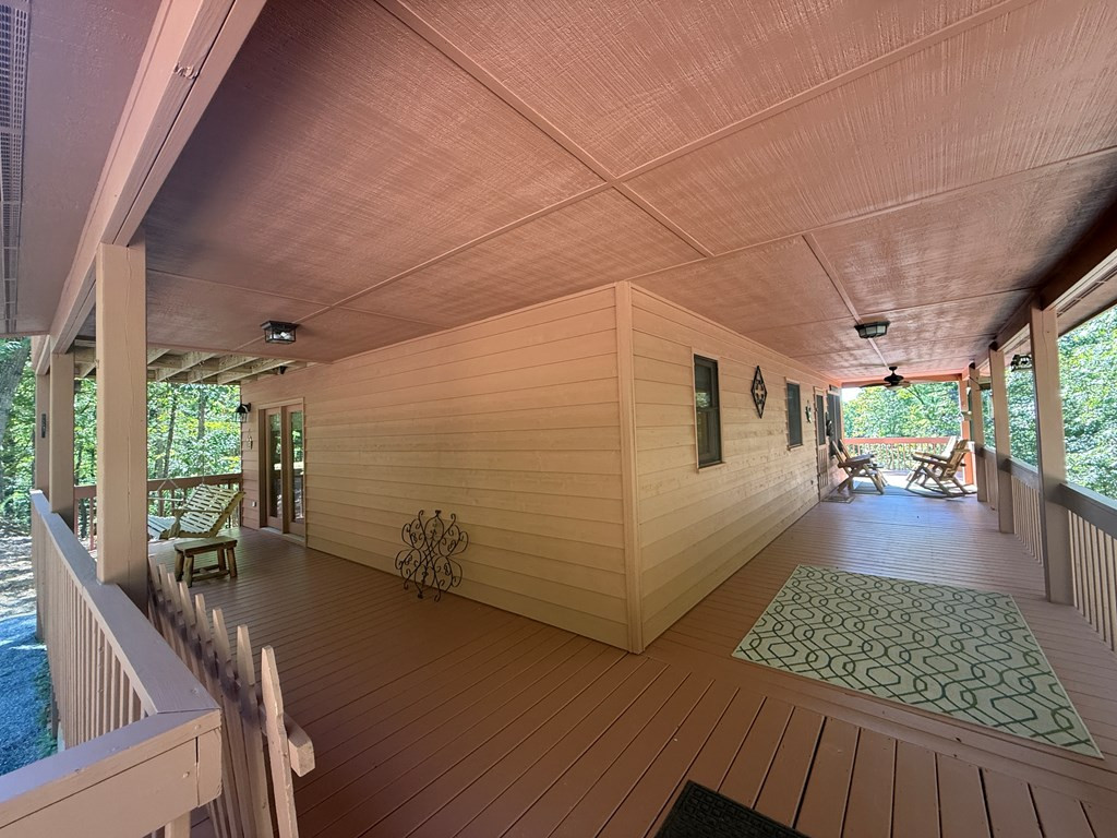 552 Leonard Lane