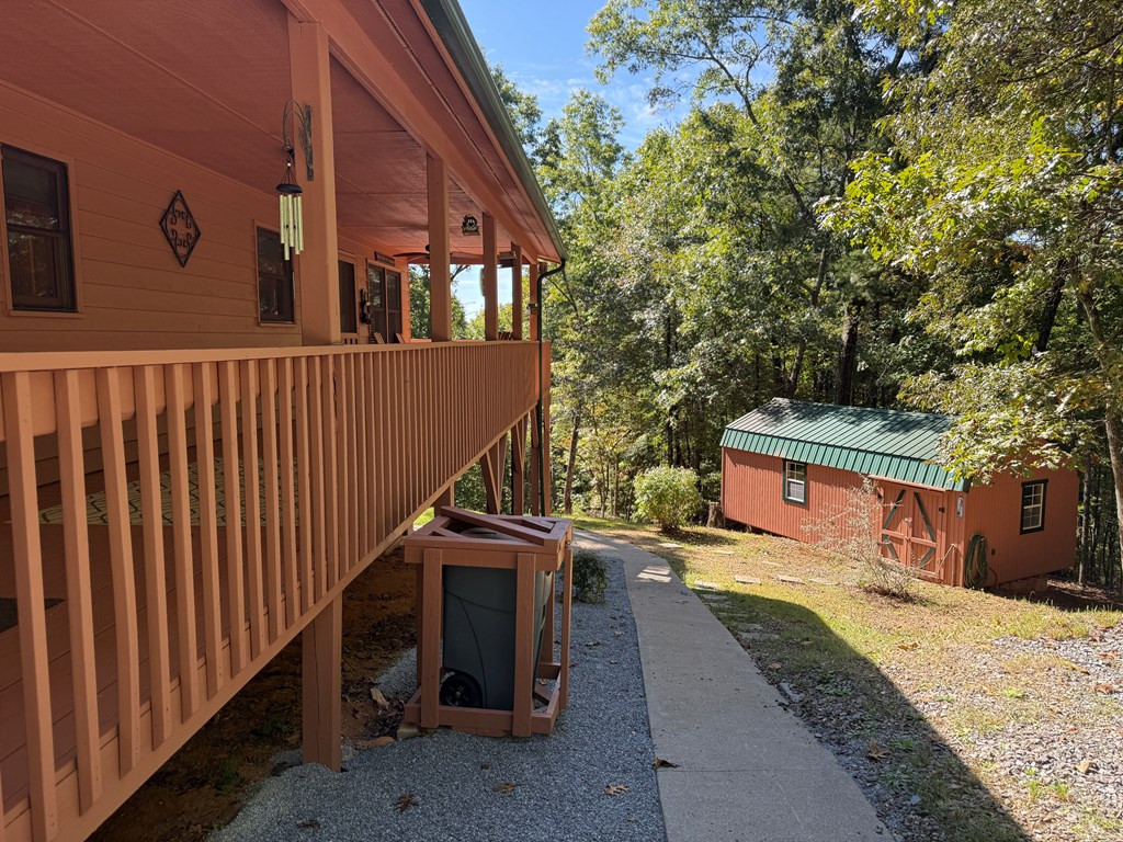 552 Leonard Lane