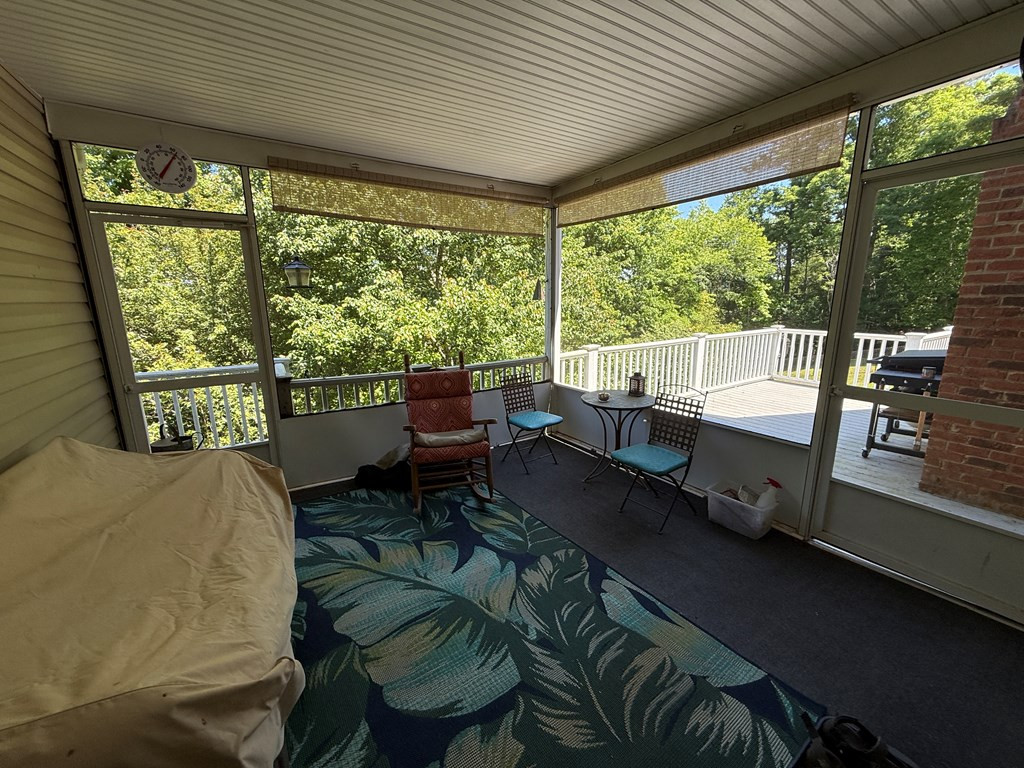 77 Settawig Trace