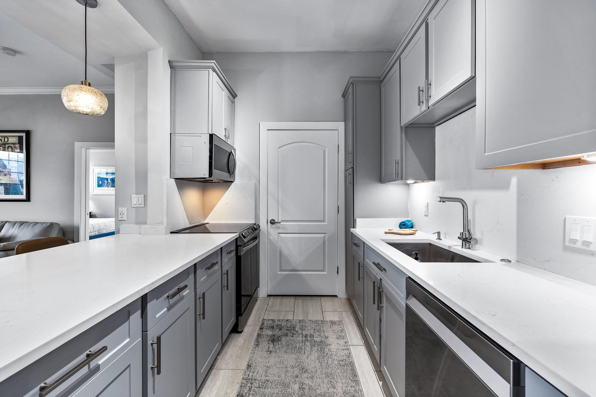 3225 Turtle Creek Boulevard Unit: 1024