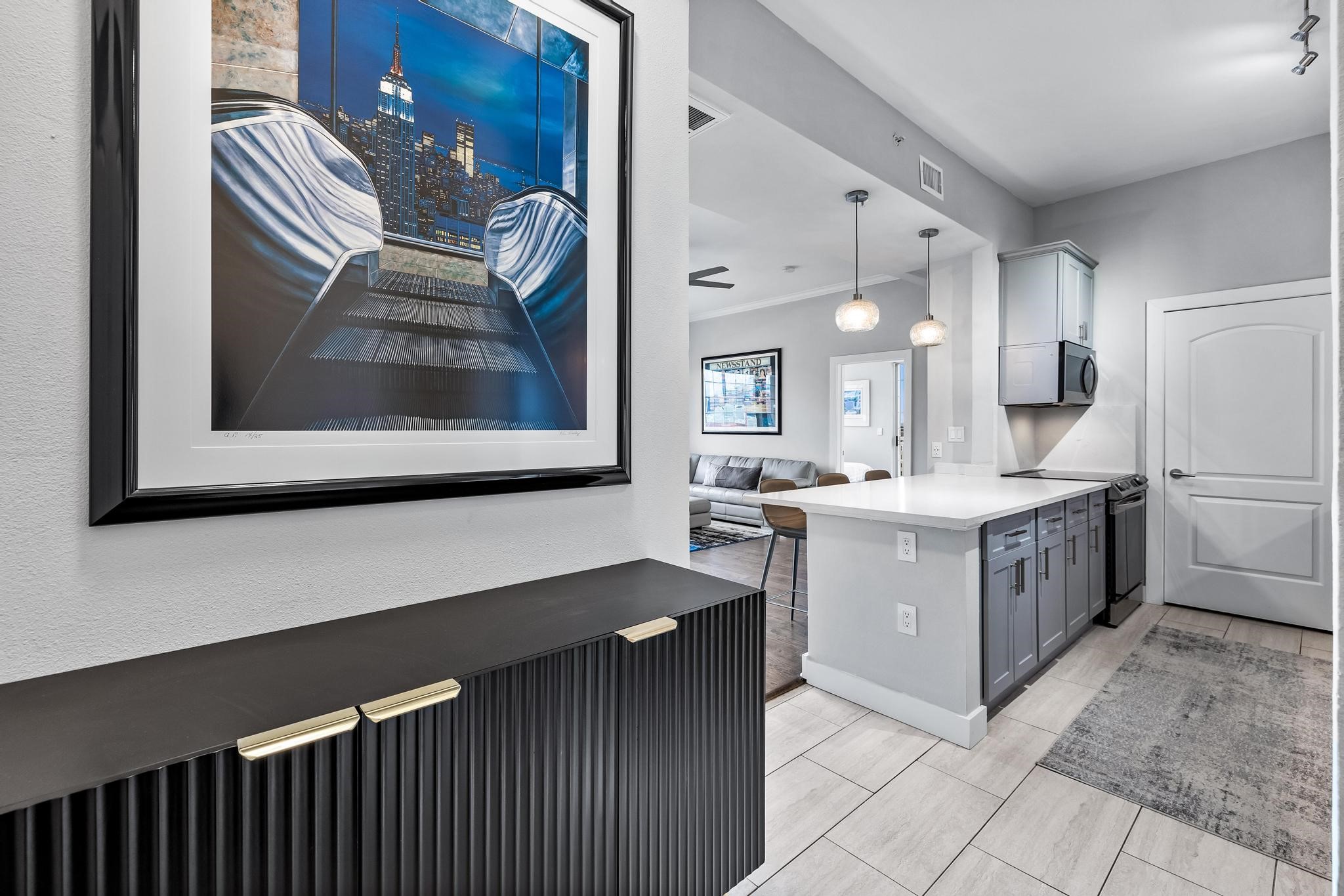 3225 Turtle Creek Boulevard Unit: 1024