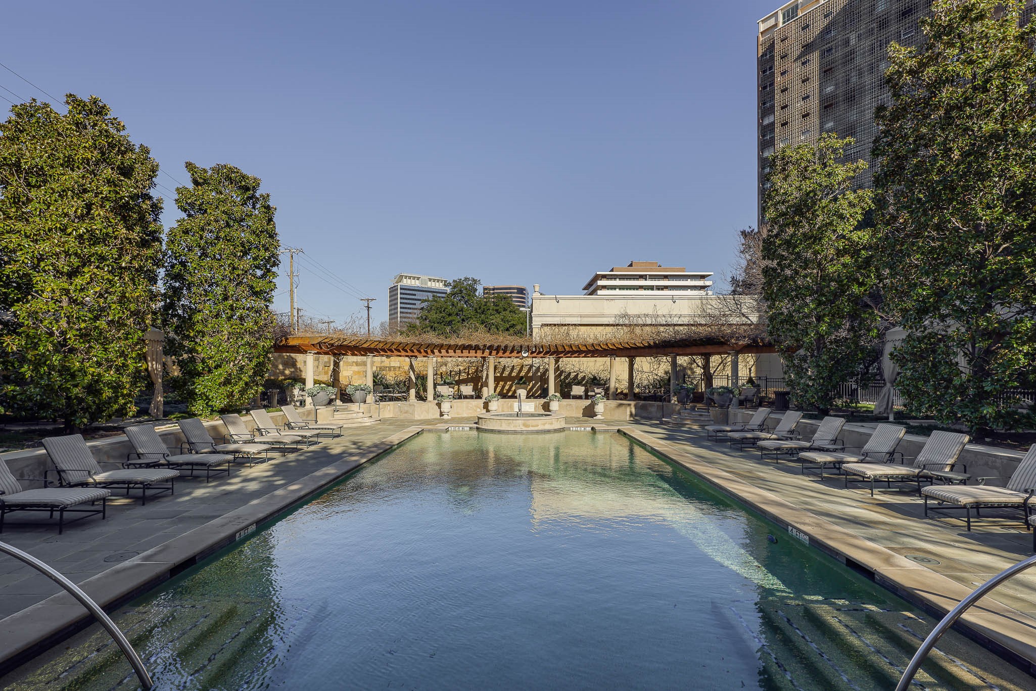 3505 Turtle Creek Boulevard Unit: 4E