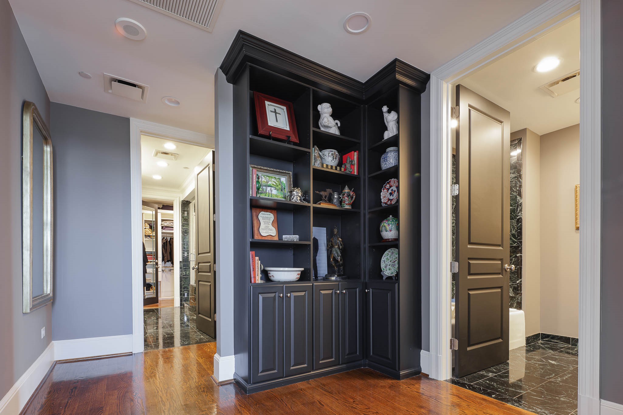 3505 Turtle Creek Boulevard Unit: 4E