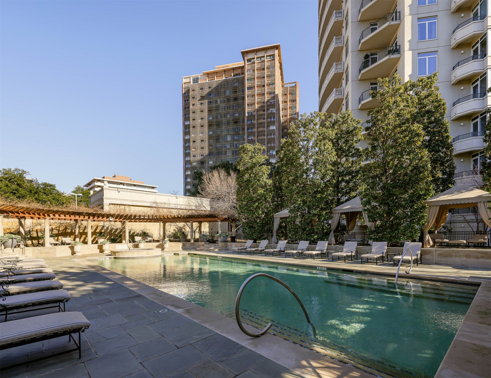 3505 Turtle Creek Boulevard Unit: 4E