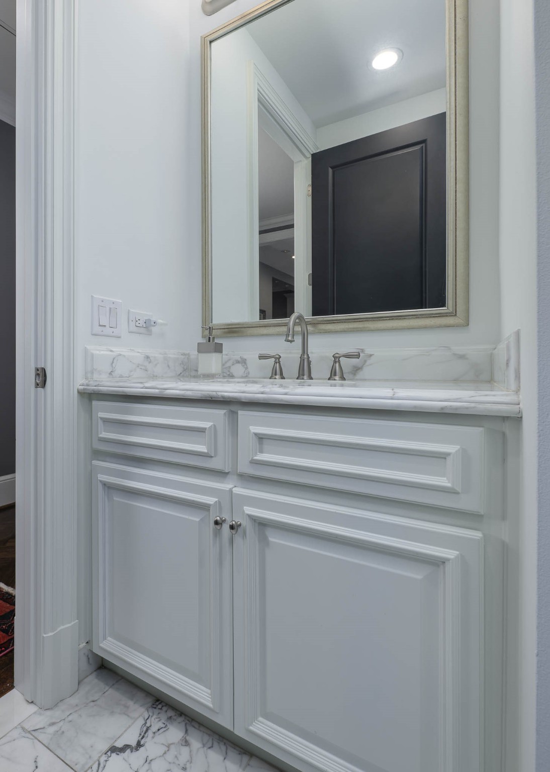 3505 Turtle Creek Boulevard Unit: 4E