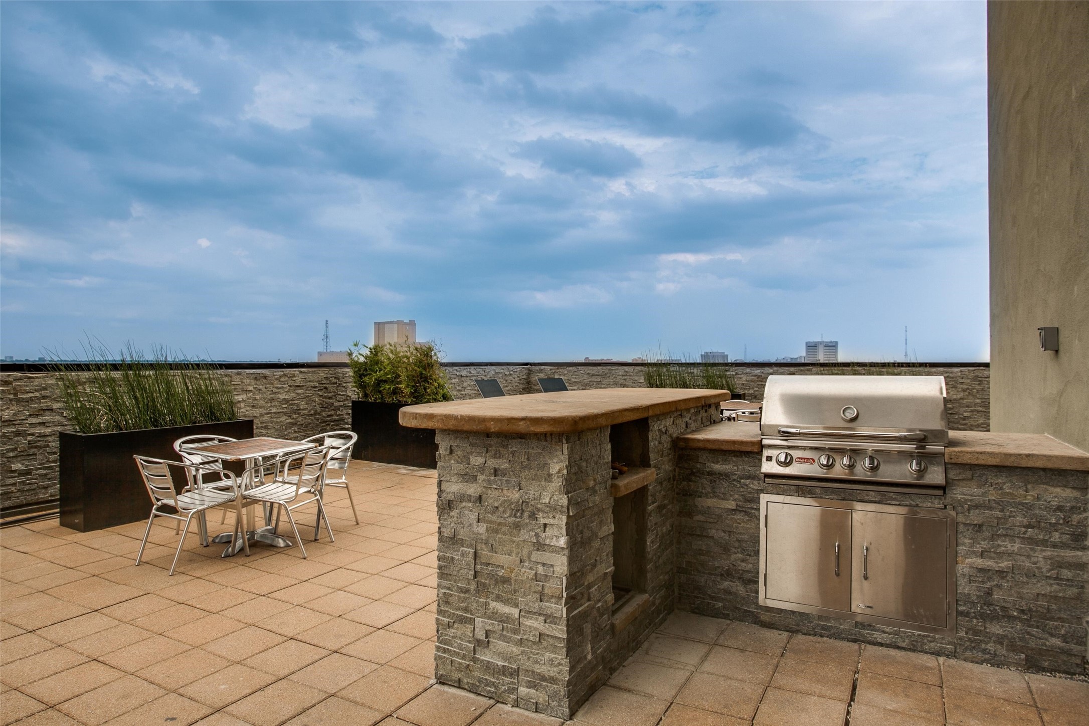 3110 Thomas Avenue 504