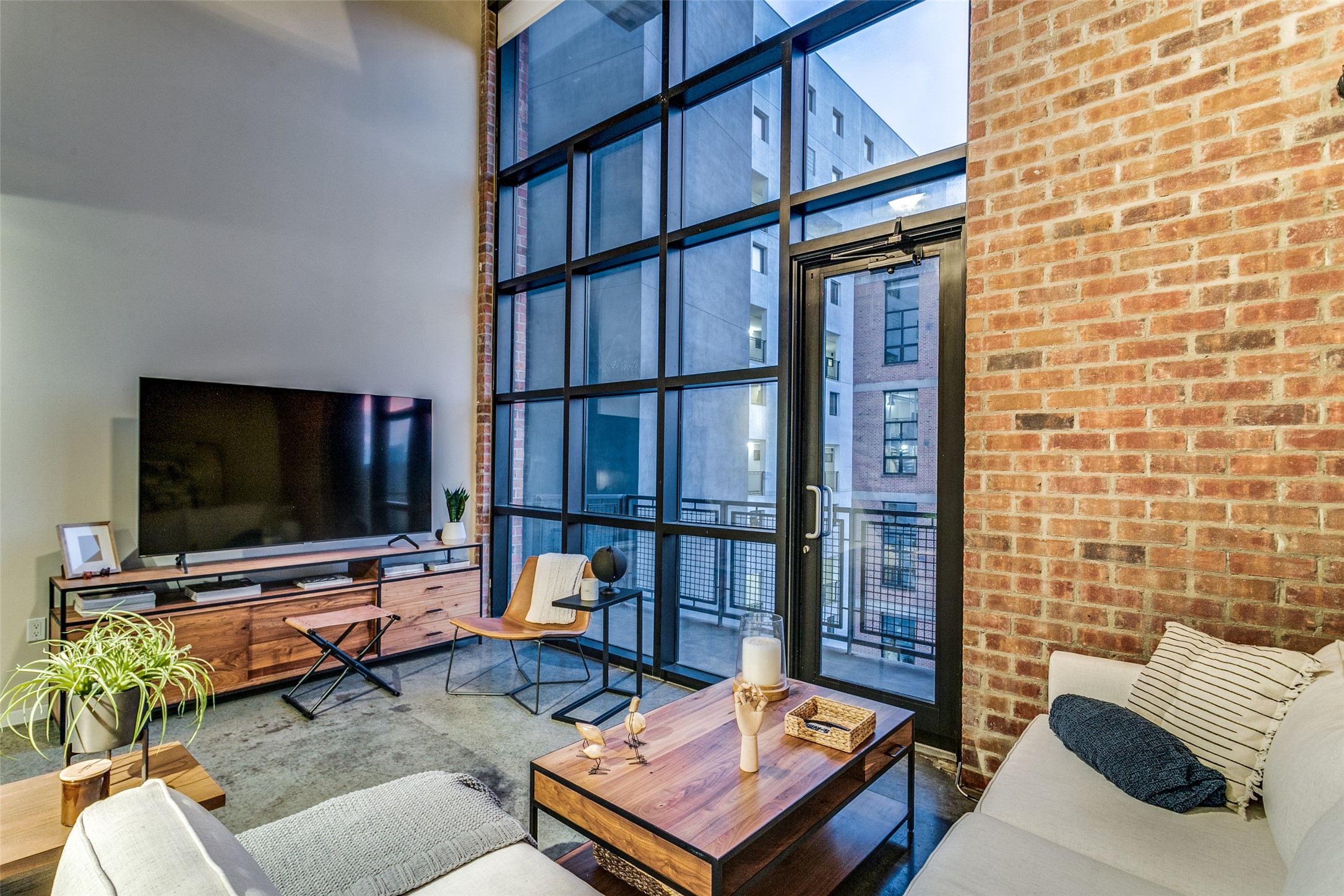 3110 Thomas Avenue 504