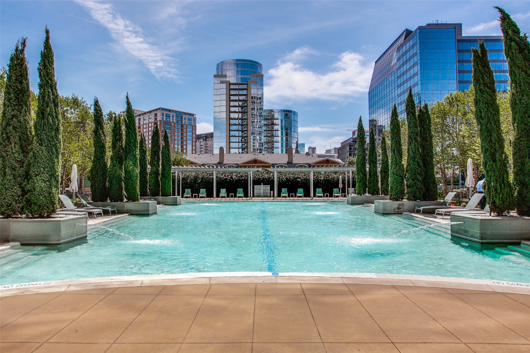 2900 Mckinnon Street 1904