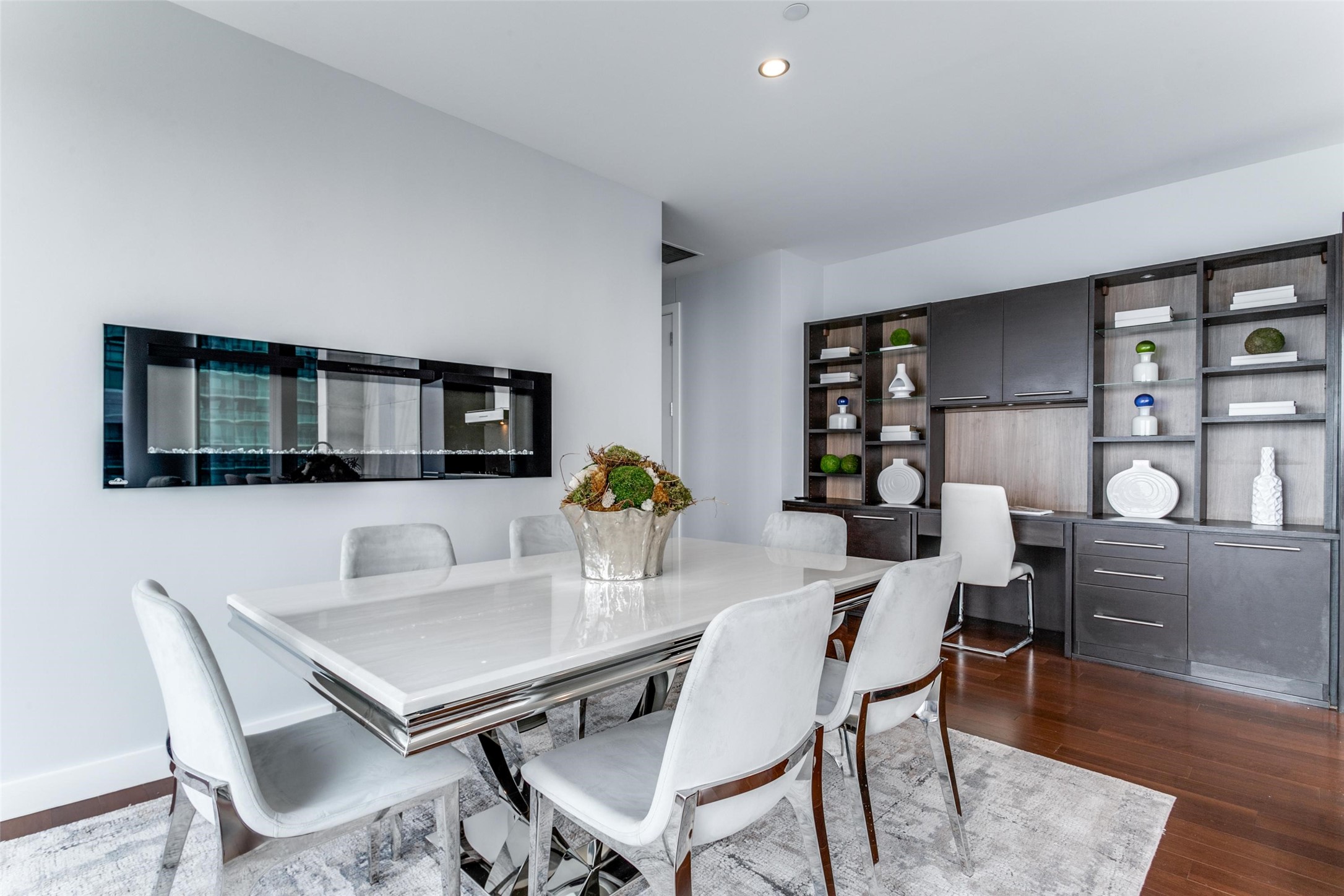 2900 Mckinnon Street 1904