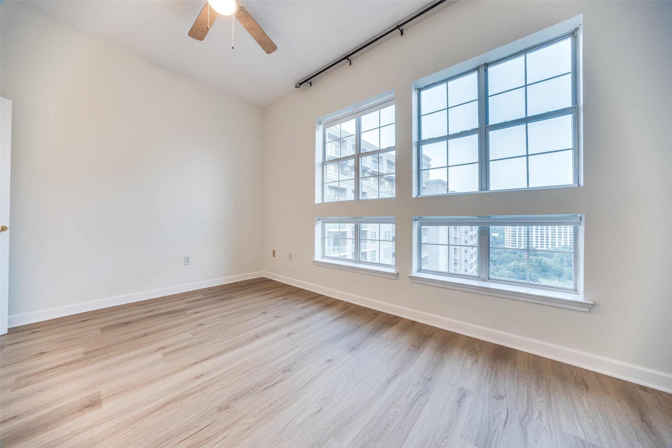 3225 Turtle Creek Boulevard 1417