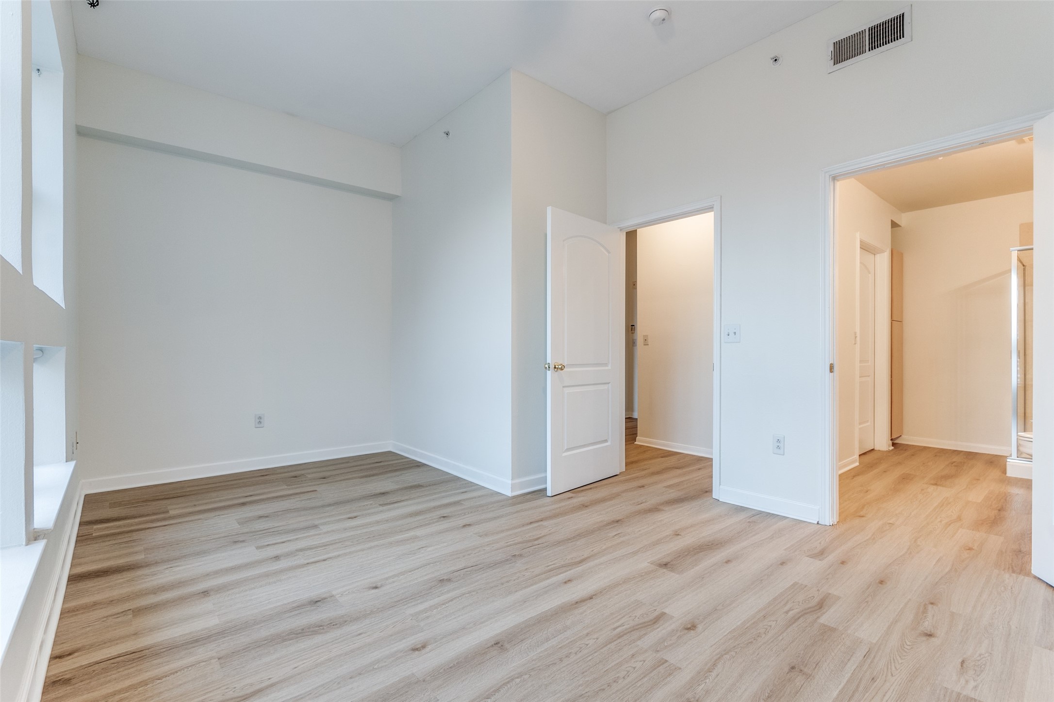 3225 Turtle Creek Boulevard 1417